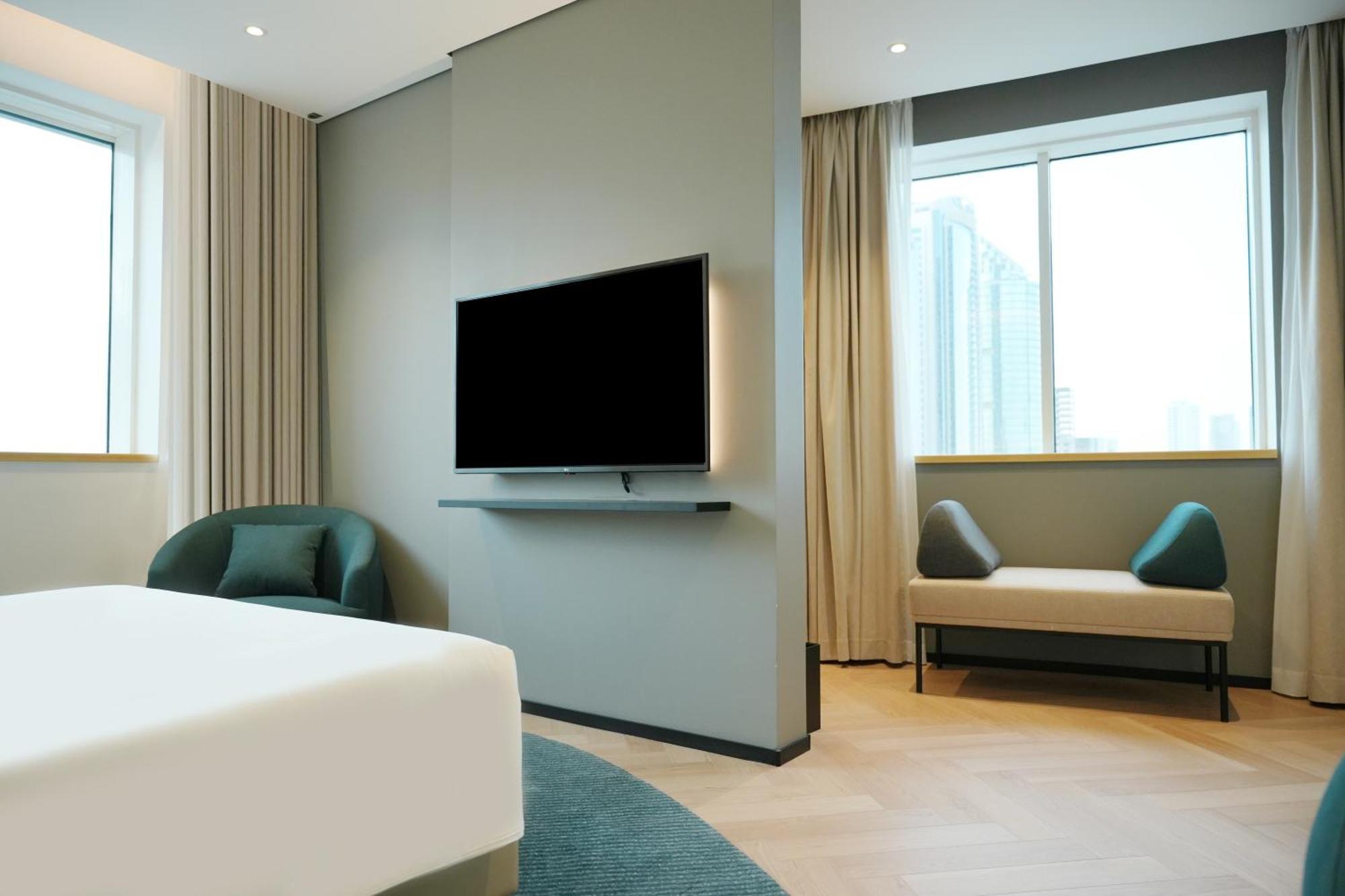 Novotel Al Anoud Hotel