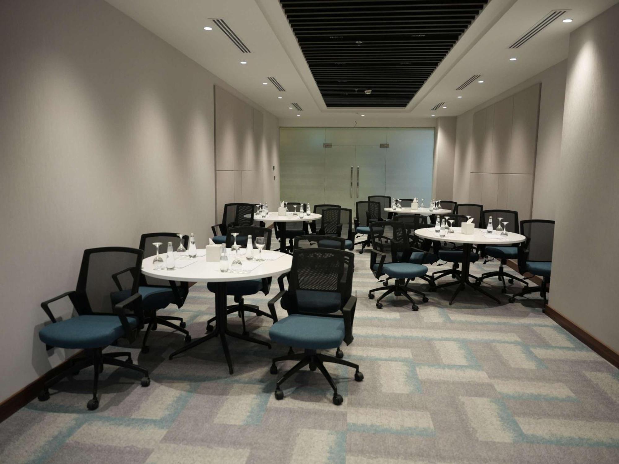 Hotel Novotel Al Anoud 4*