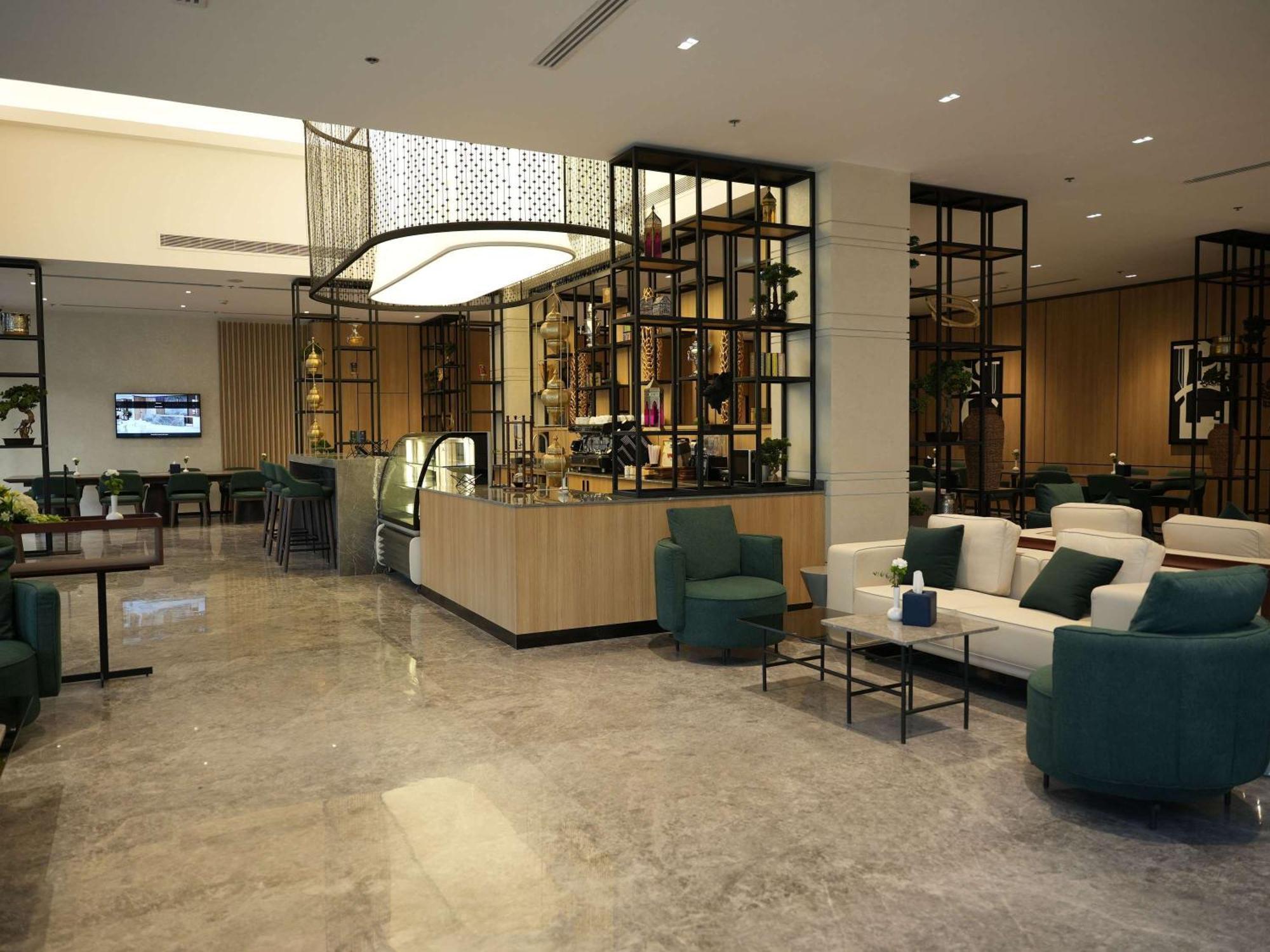 Novotel Al Anoud Hotel 4*